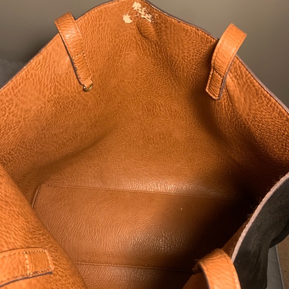 Black and Tan Reversible Tote Bag Nordstrom’s ✨ - Picture 3 of 6